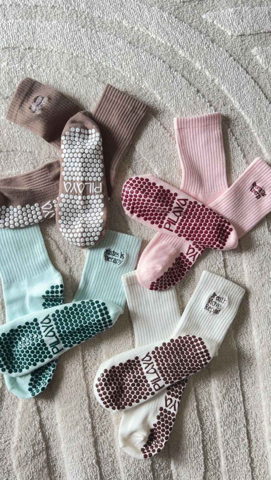 Cliente portant des chaussettes Pilaya